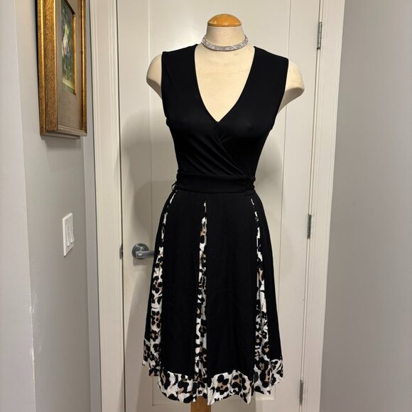 Diane Von Furstenberg Dresses & Skirts - DIANE VON FURSTENBERG Malba Printed Trim Silk Wrap Dress Size 4